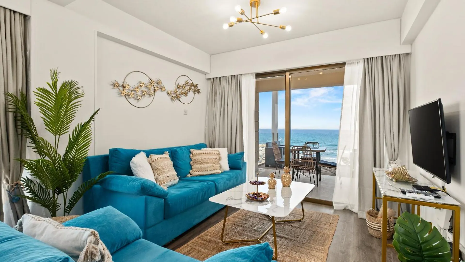 Apartment Lazuli Sea View Beachfront Ap 254 Larnaca