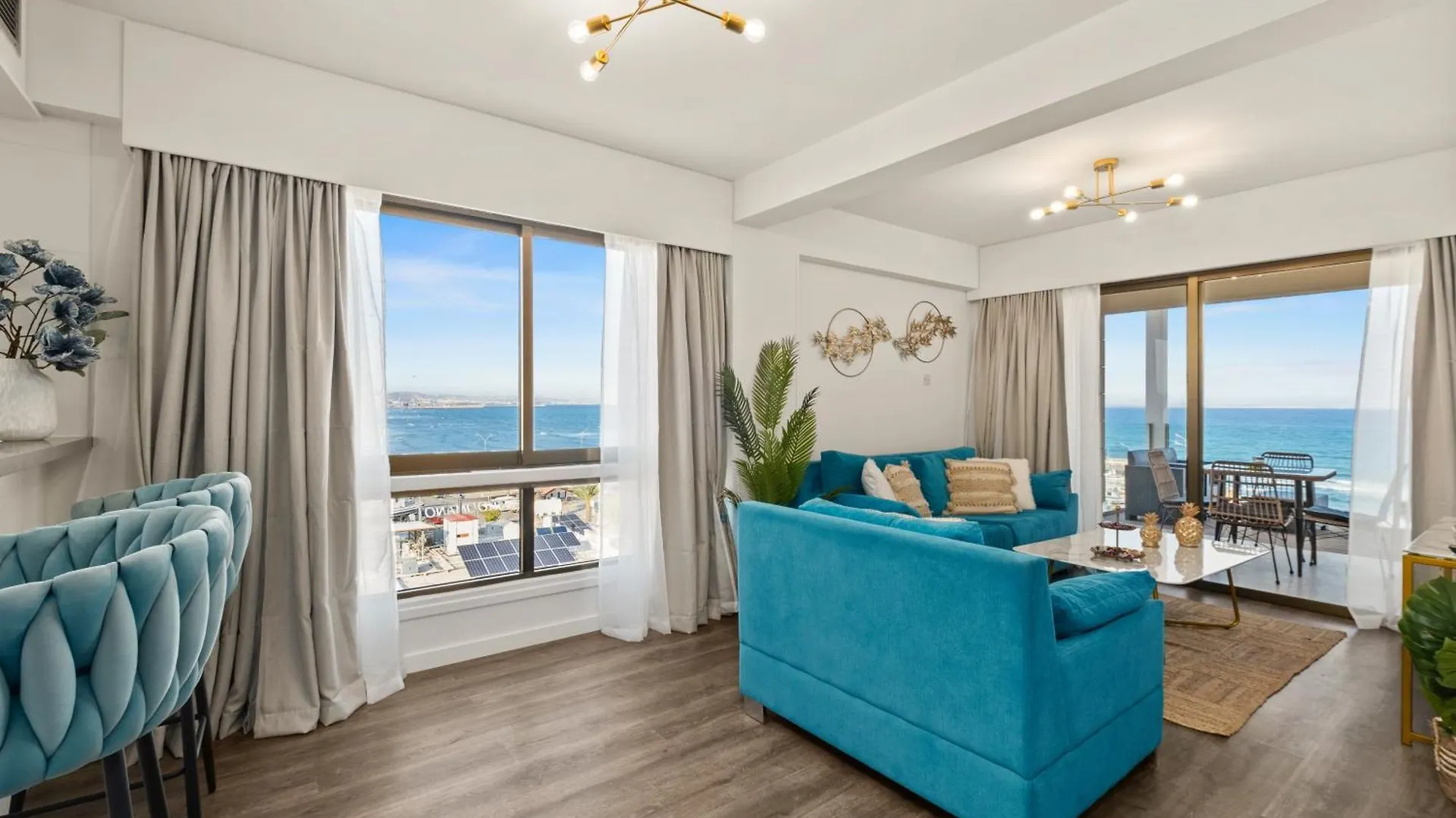 Lazuli Sea View Beachfront Ap 254 Larnaca Apartment
