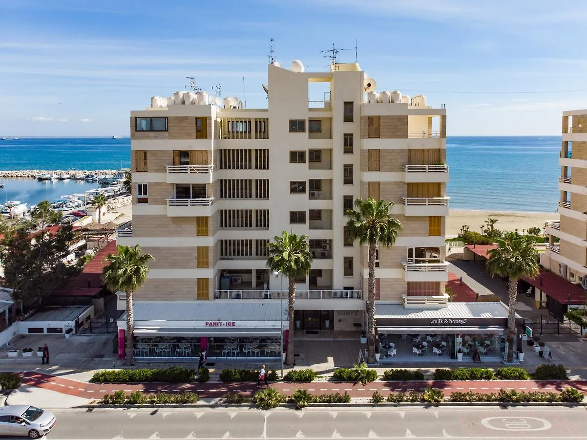 Lazuli Sea View Beachfront Ap 254 Larnaca