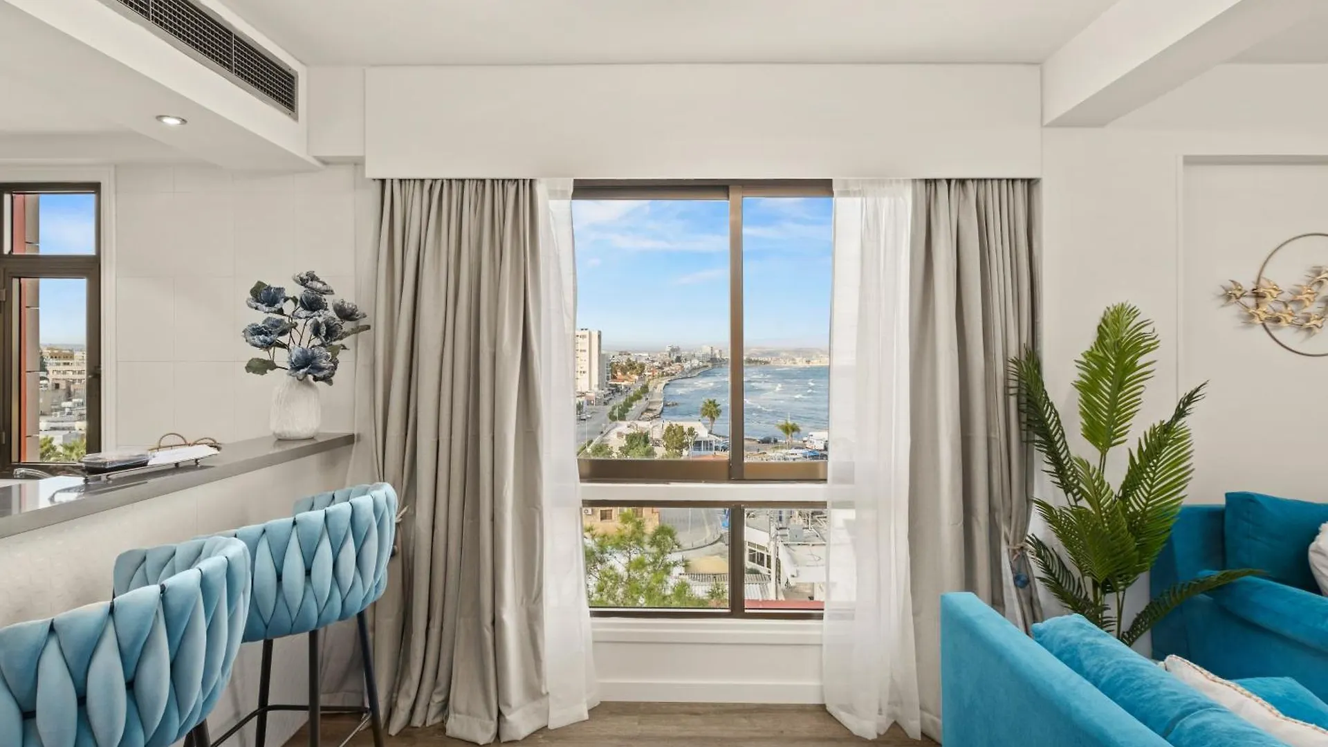 Apartment Lazuli Sea View Beachfront Ap 254 Larnaca Cyprus